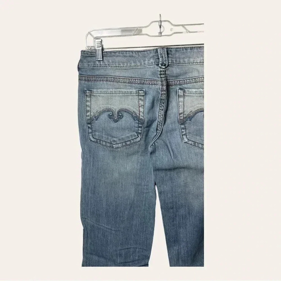 0825. SILVER JEANS DENIM JEANS FLARE LEG SIZE 27 LIGHT WASH DENIM IN COLOR - Picture 9 of 10